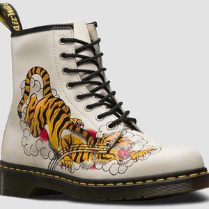 RARE Dr Martens Tattoo Grez 1460